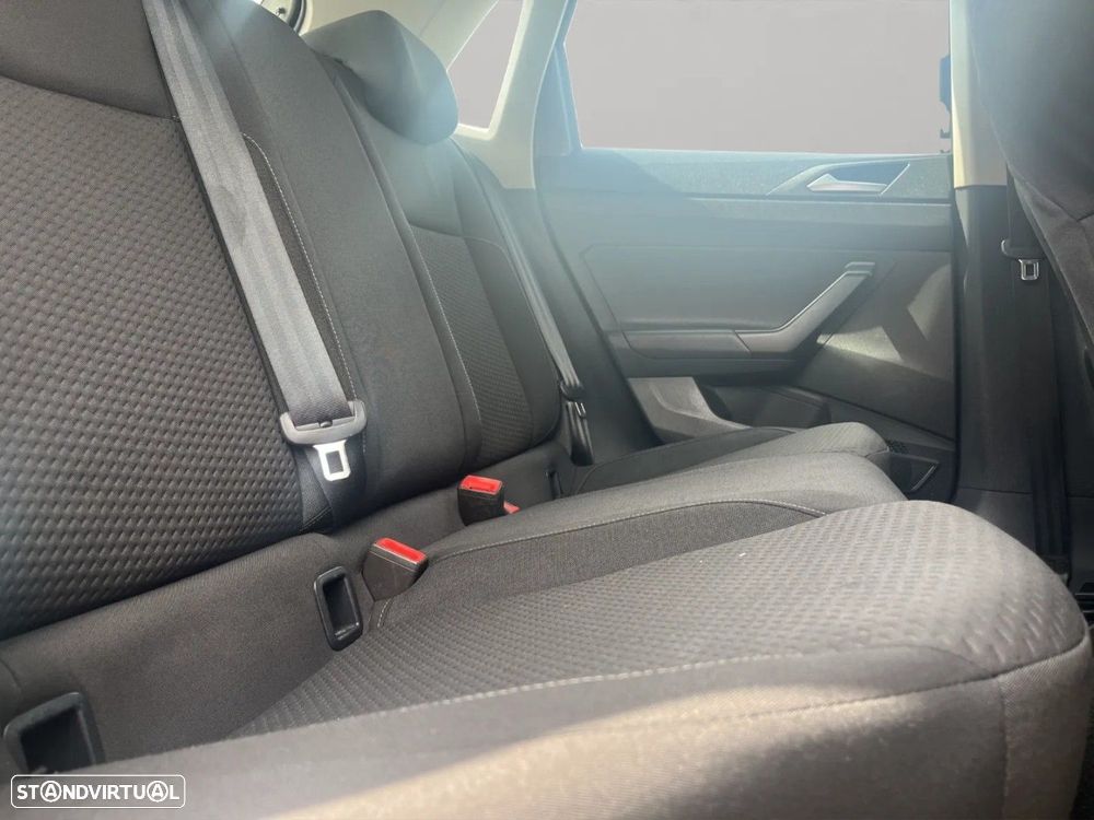 VW Polo 1.0 Confortline - 19