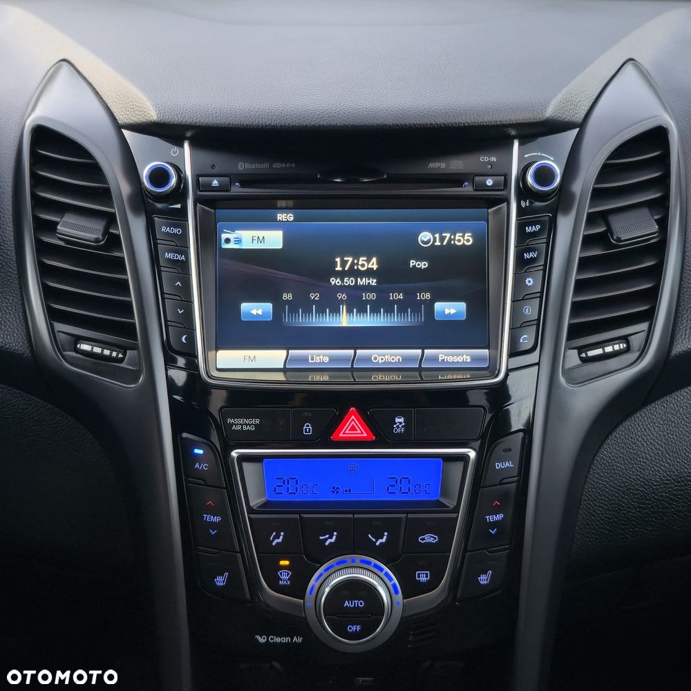 Hyundai i30 blue 1.6 GDI Passion - 34