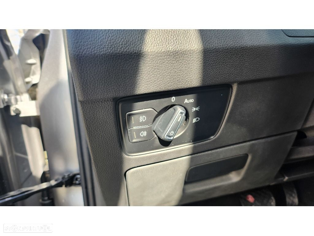 VW Passat Variant 2.0 TDi Business DSG - 7