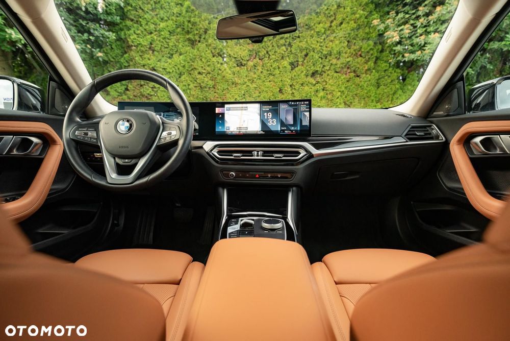 BMW Seria 2 230i - 11