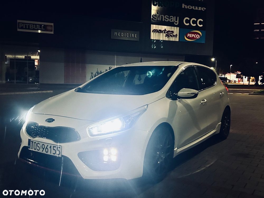 Kia Ceed 1.6 T-GDI GT L - 9