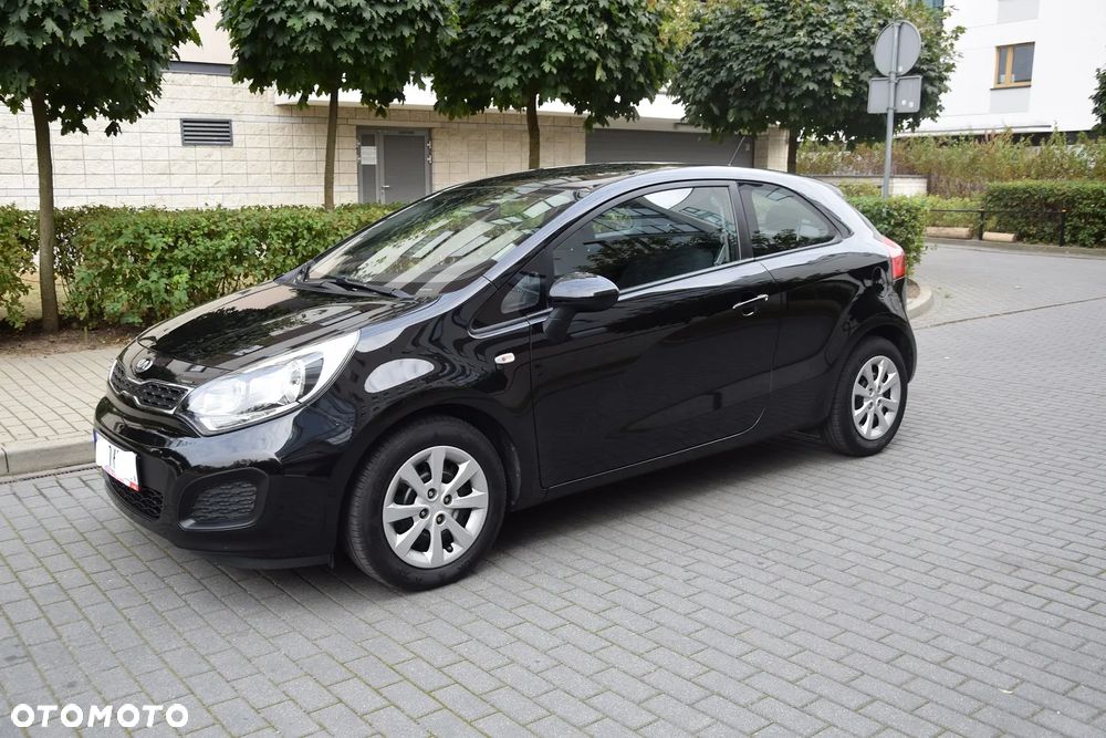 Kia Rio 1.2 M - 10