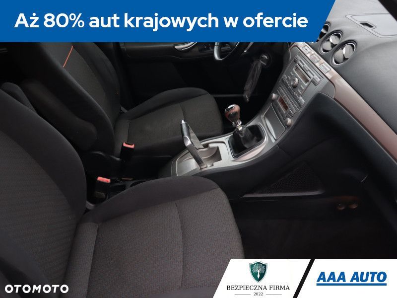 Ford Galaxy - 11