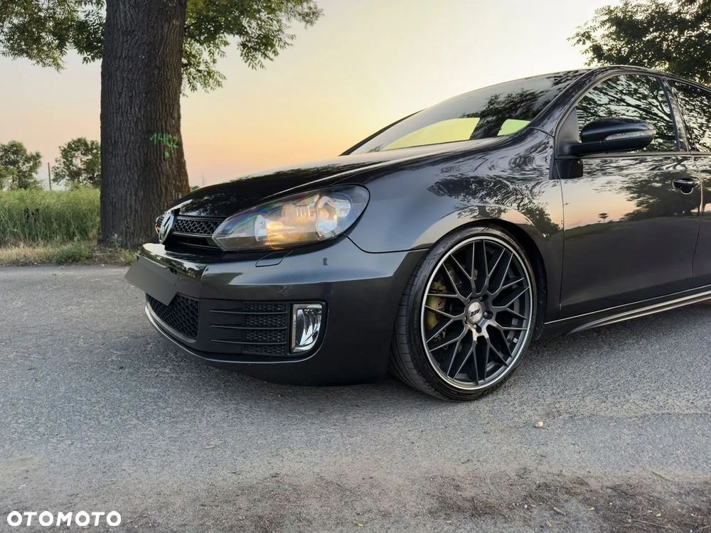 Volkswagen Golf ver-vi-2-0-tsi-gti - 2