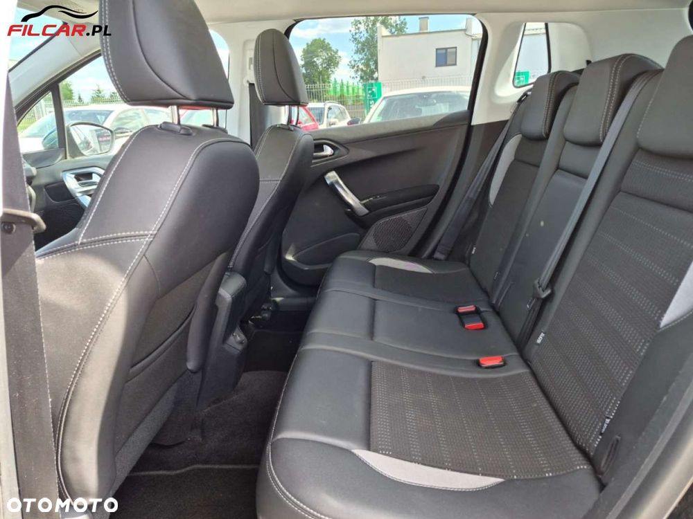Peugeot 2008 - 7