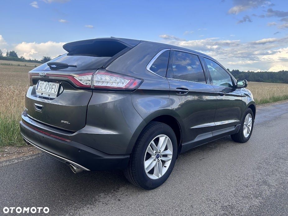 Ford Edge - 2