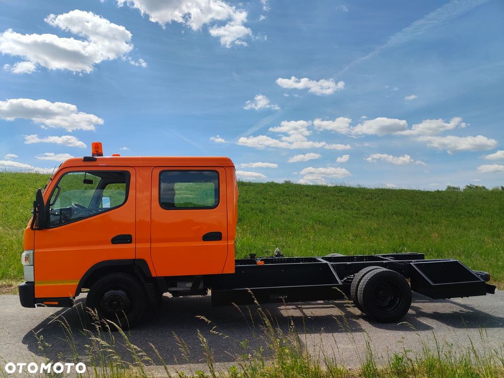 Mitsubishi Fuso Canter - 4