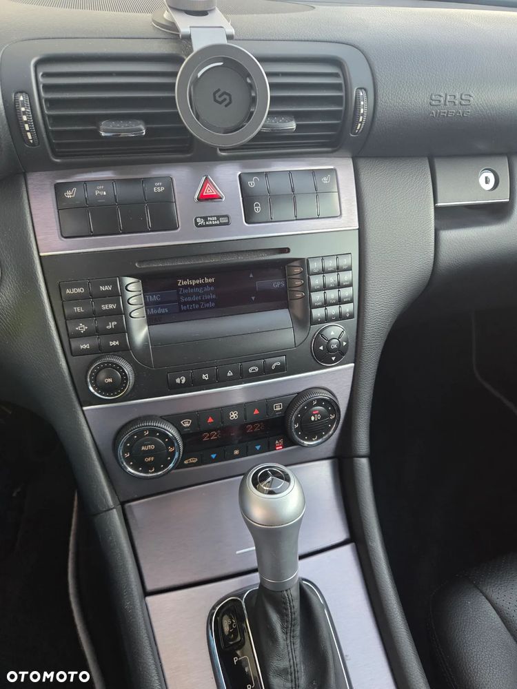 Mercedes-Benz CLC - 14