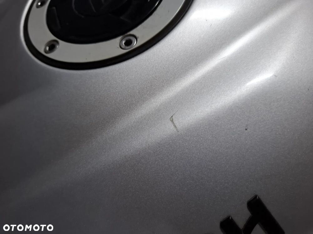 Triumph Street Triple 765 zbiornik bak - 7