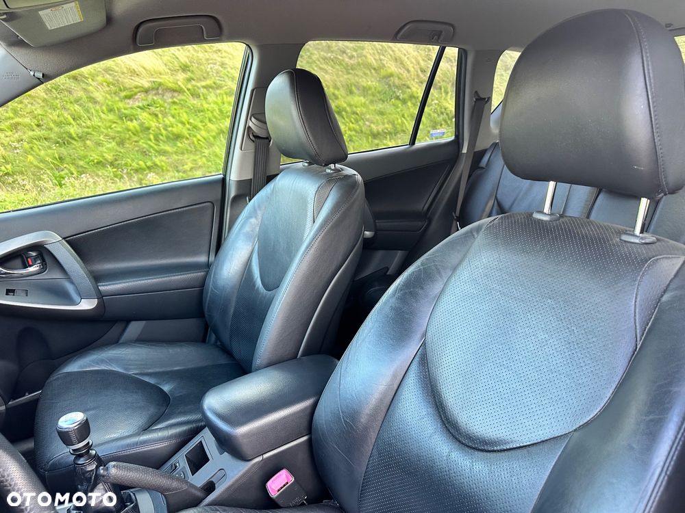 Toyota RAV4 2.2 D-CAT X Platinium NAVI - 12