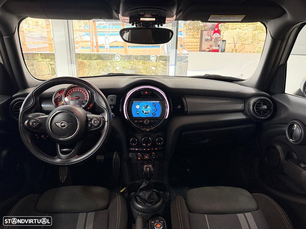 MINI 5 Portas Cooper D - 21