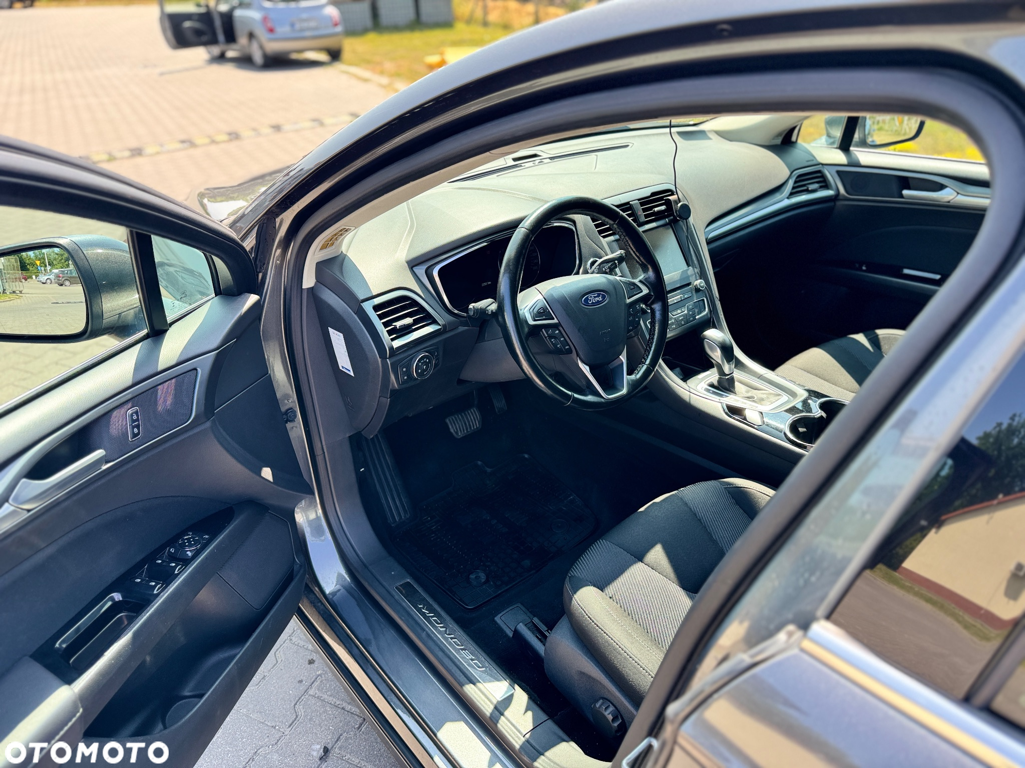 Ford Mondeo - 10
