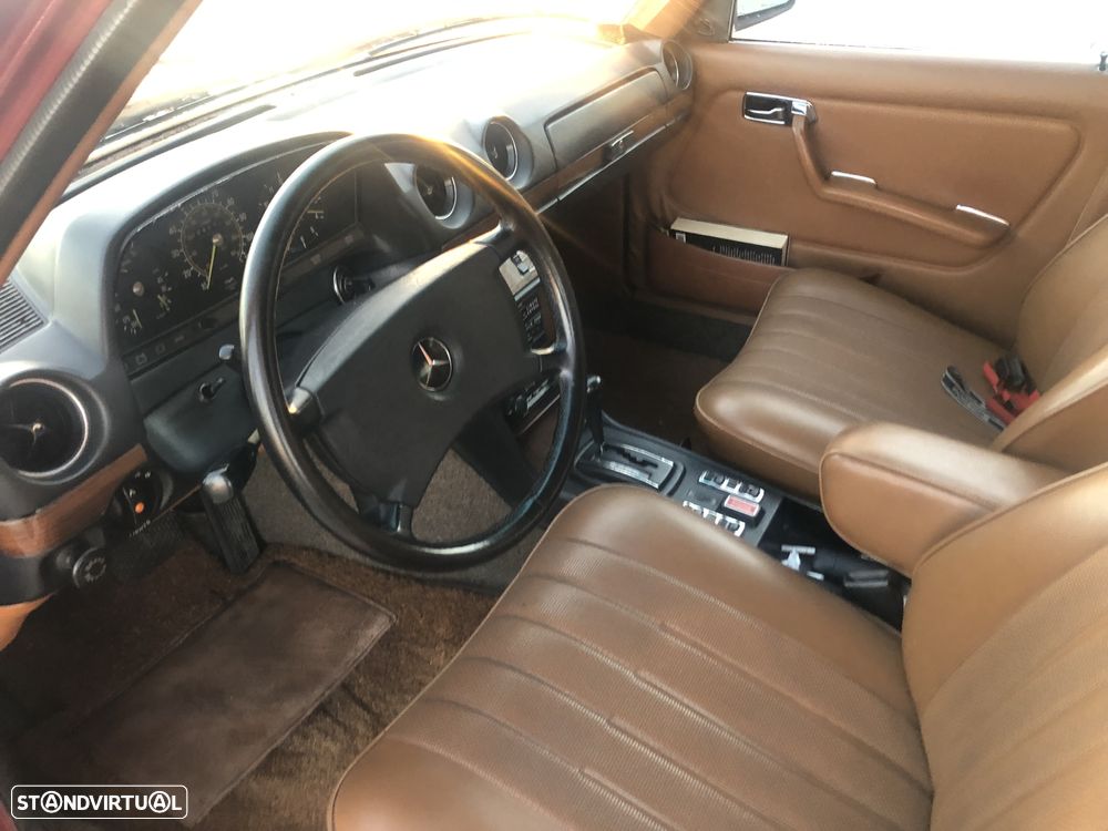 Mercedes-Benz 300 - 15