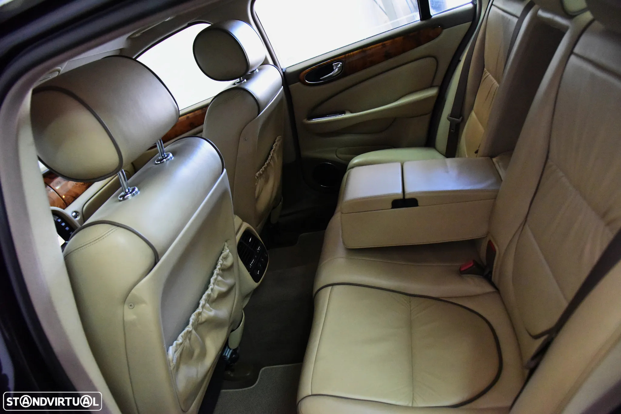 Jaguar XJ XJ6 2.7 D V6 Executive - 22