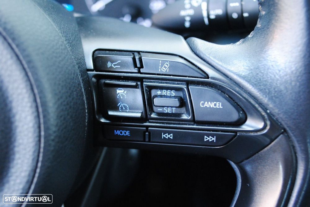Toyota Yaris 1.5 HDF Comfort Plus - 14