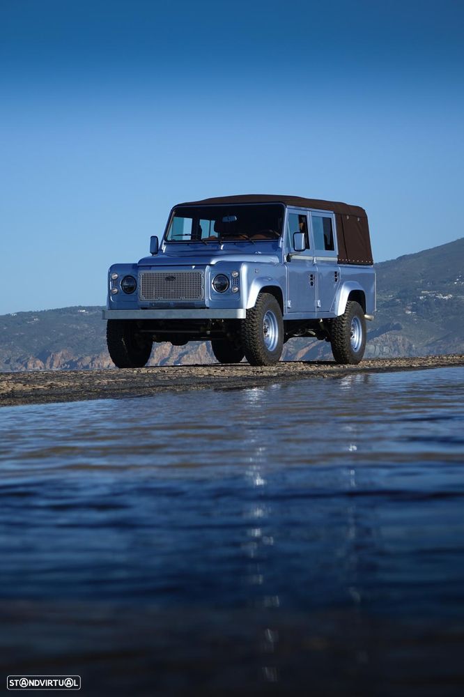 Land Rover Defender - 9