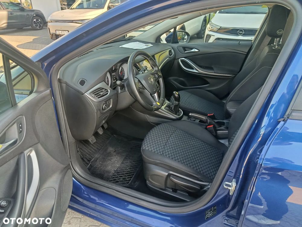 Opel Astra 1.2 T Edition S&S - 10