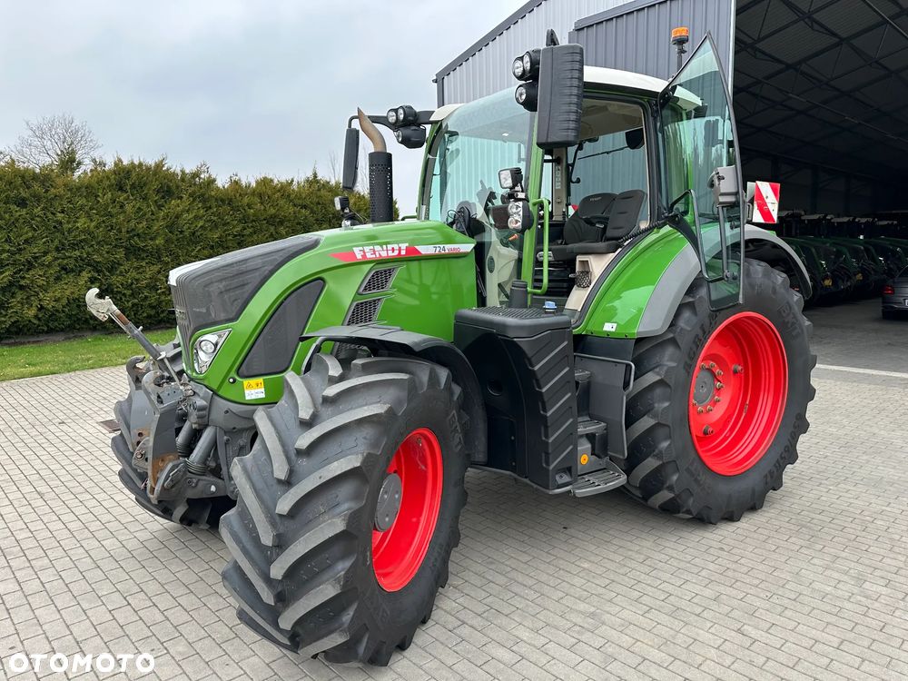 Fendt 724 Vario Gen6 Profi Plus - 17