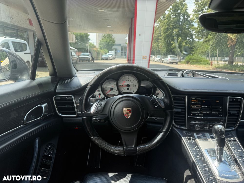 Porsche Panamera 3.0 Tiptronic S - 18