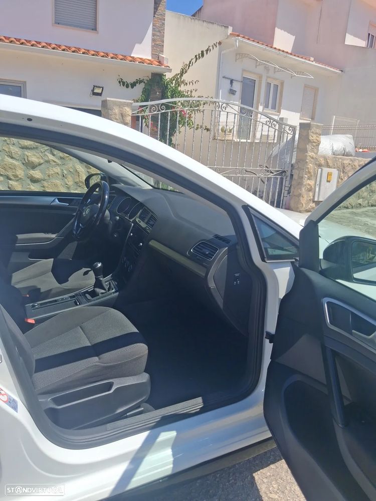 VW Golf 1.6 TDI R-Line - 15