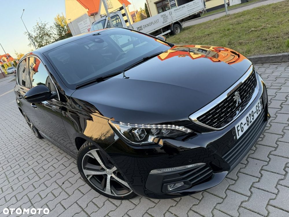 Peugeot 308 BlueHDi 180 EAT8 Stop & Start GT - 32