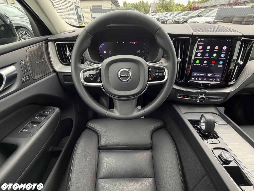 Volvo XC 60 B4 D AWD Ultimate Dark - 36