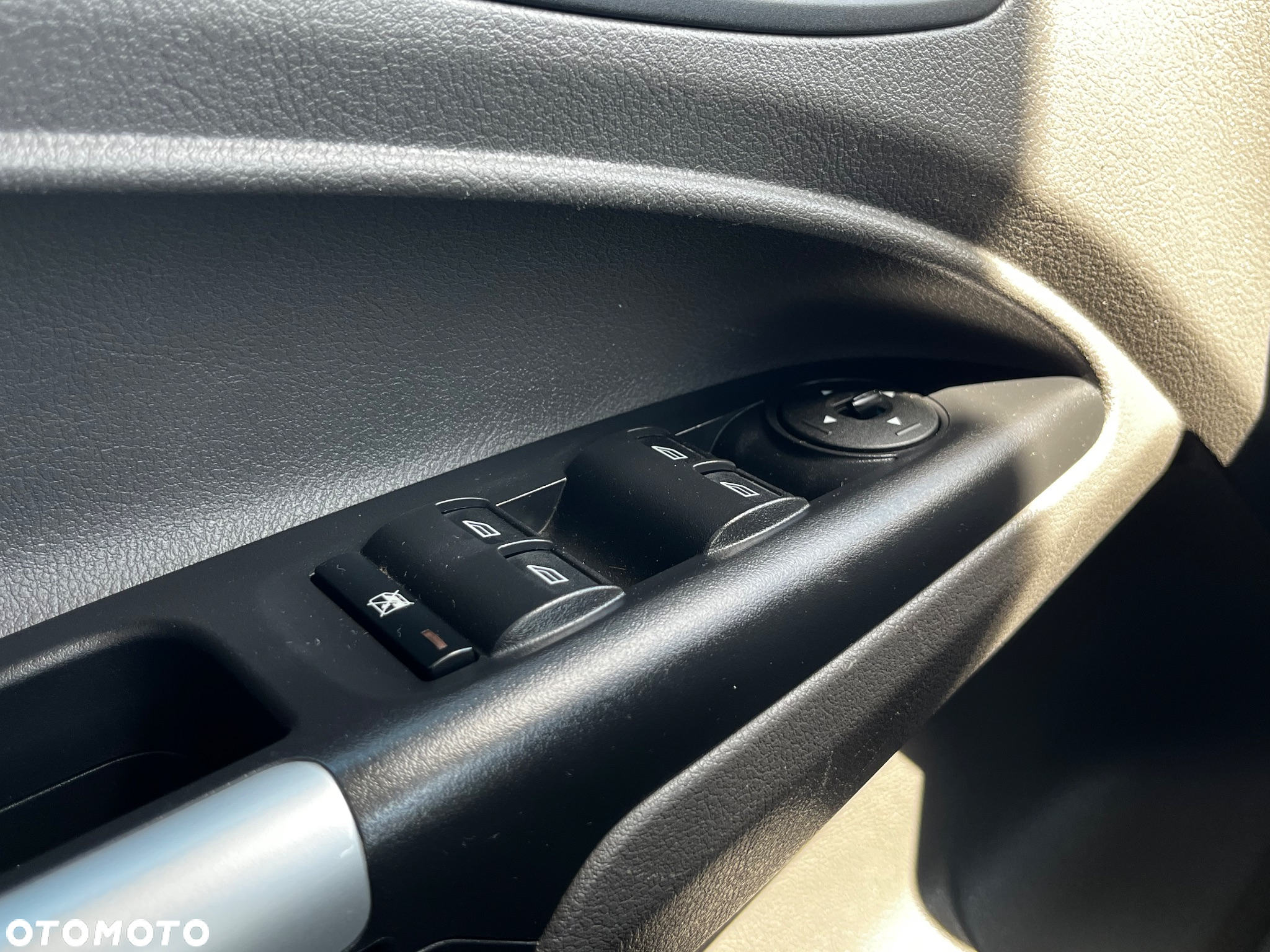 Ford Tourneo Connect - 29