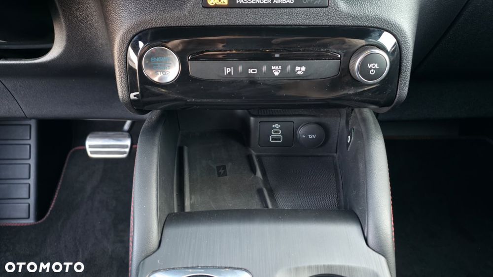Ford Kuga - 29