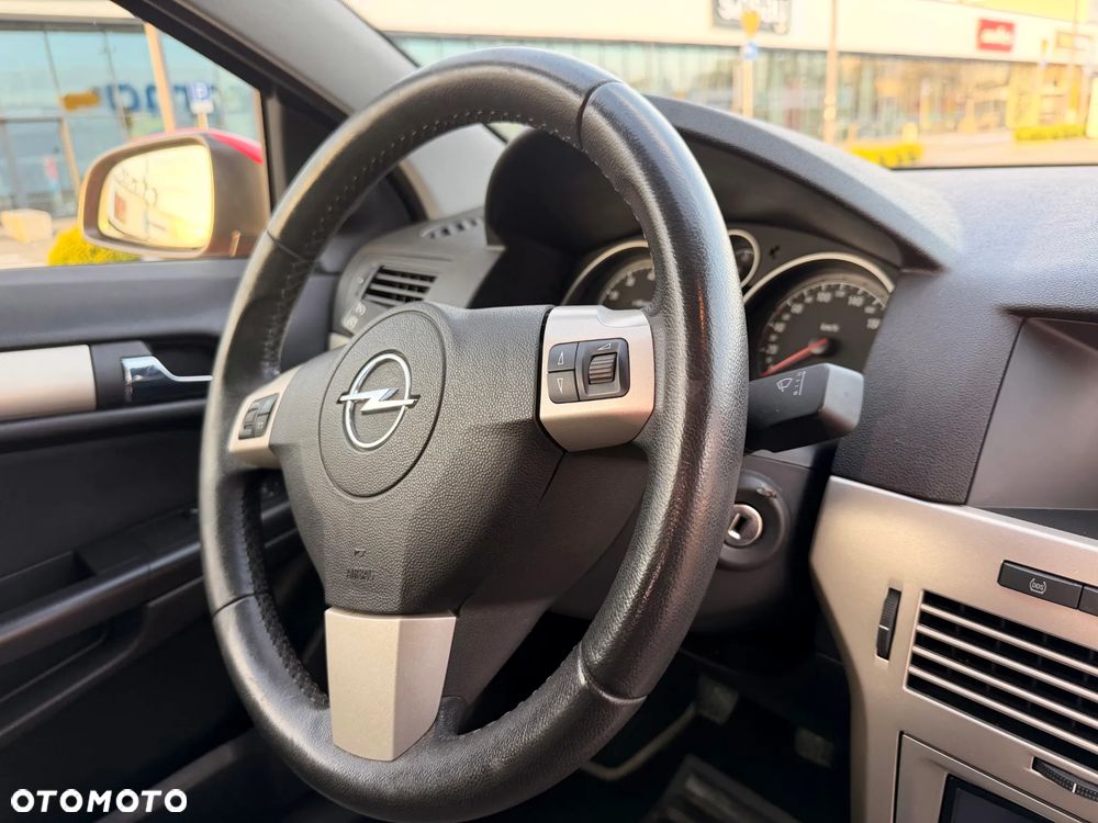 Opel Astra 1.8 Sport - 18
