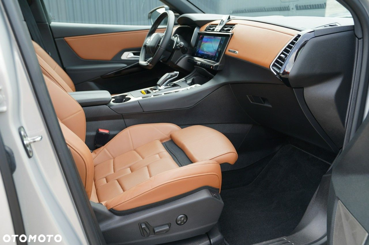 DS Automobiles DS 7 Crossback - 24