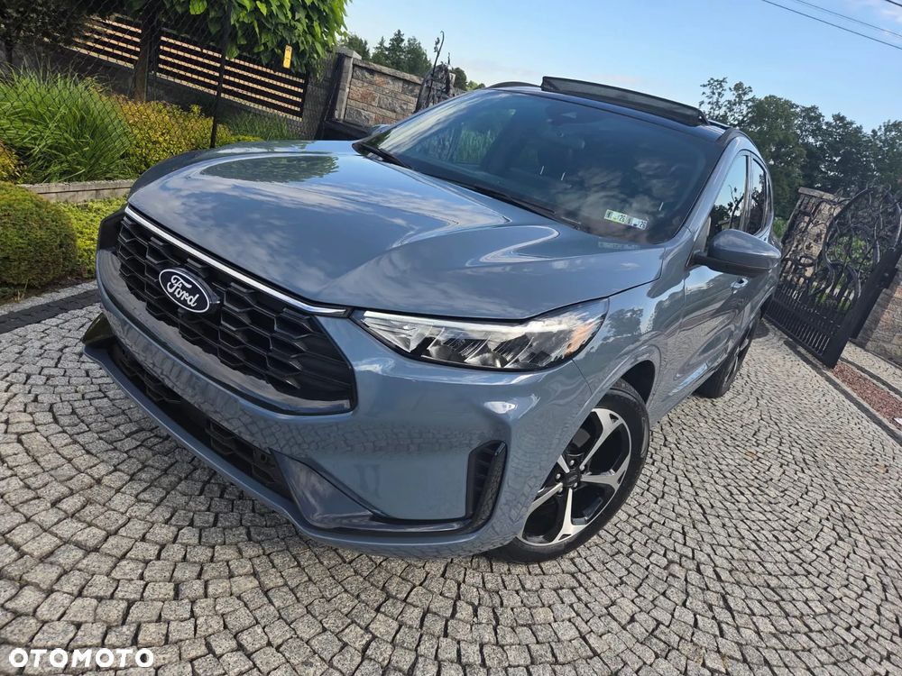Ford Kuga 2.0 EcoBoost 4x4 Titanium - 22