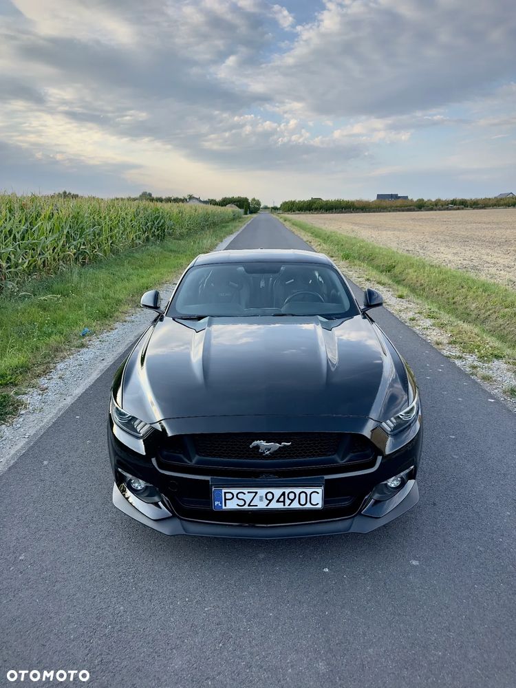 Ford Mustang 5.0 V8 GT - 2