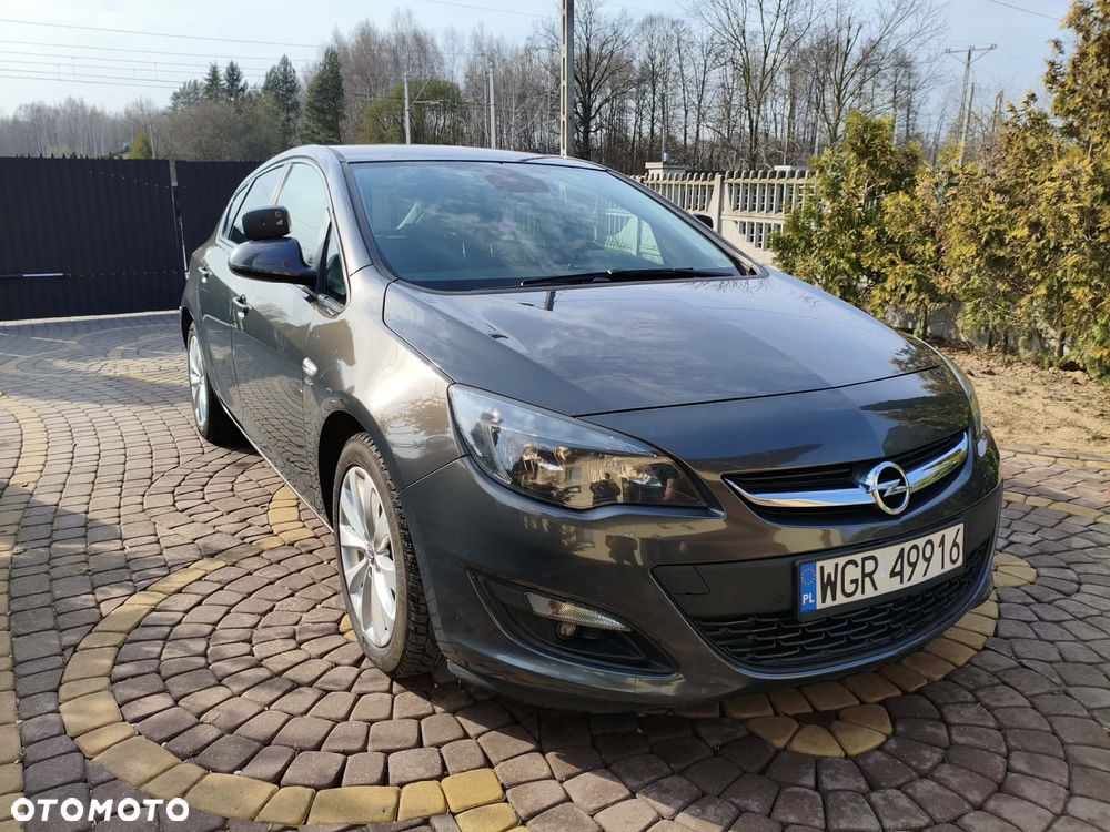 Opel Astra - 1