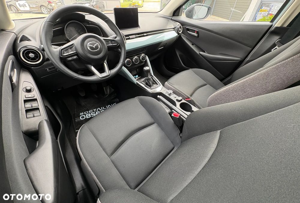 Mazda 2 - 7