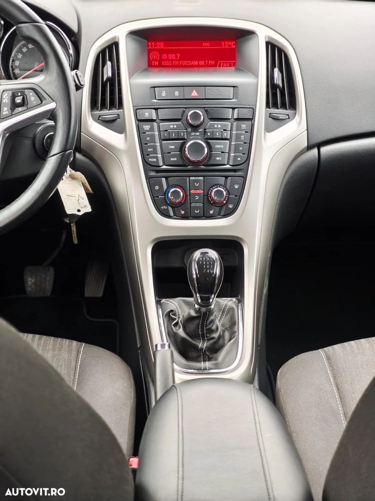 Opel Astra 1.7 CDTI DPF ENERGY - 11