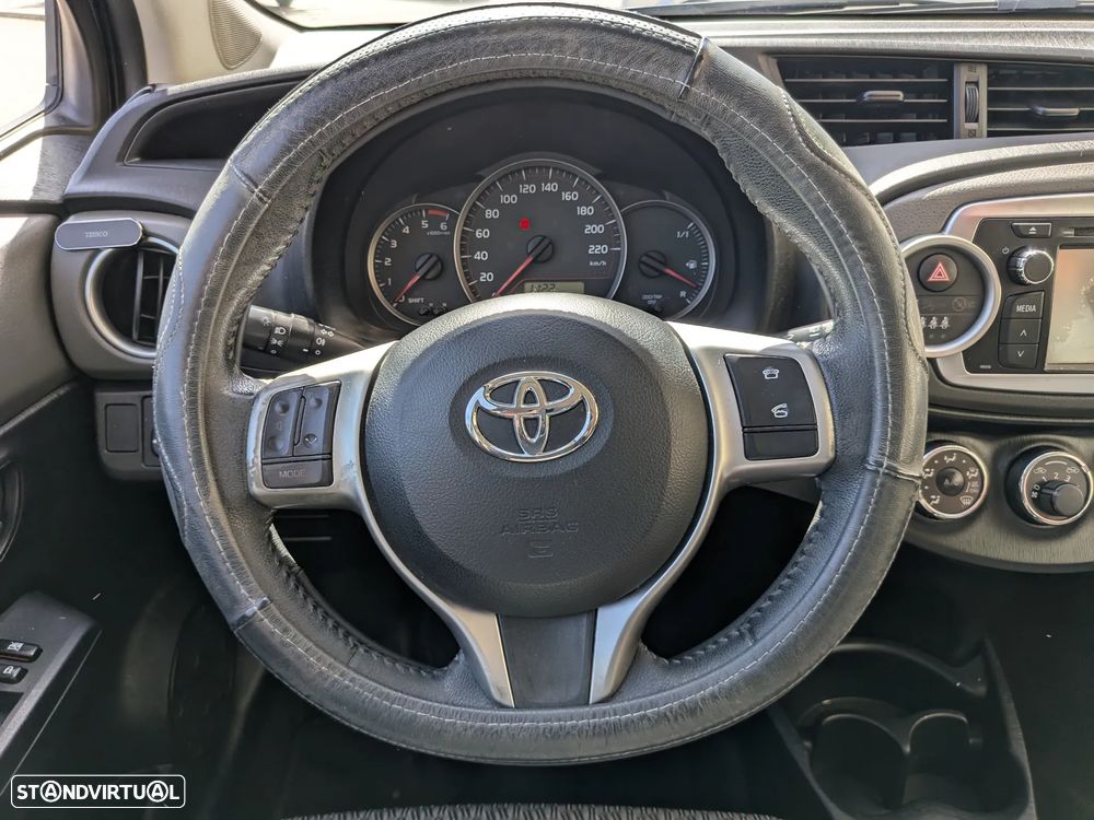 Toyota Yaris 1.4 D-4D ACtive - 8