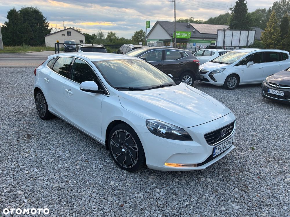 Volvo V40 D2 - 1