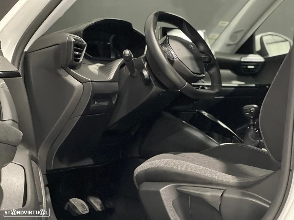 Peugeot 2008 - 3