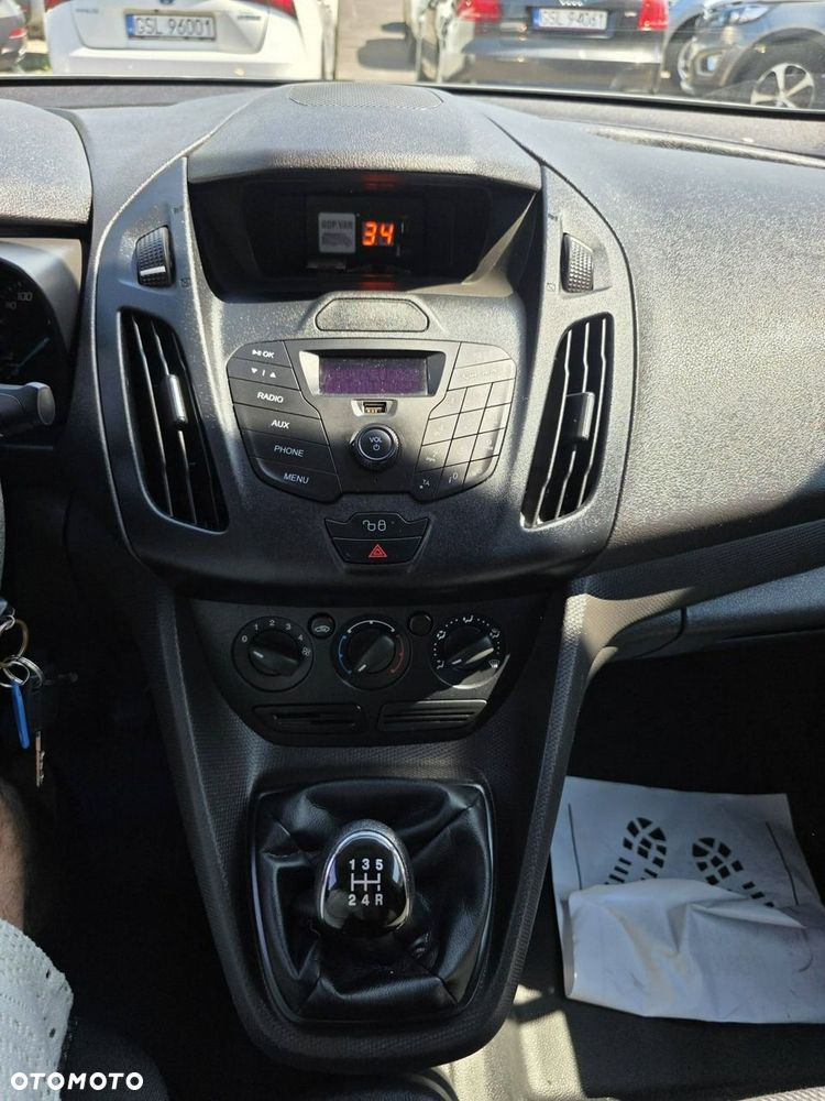 Ford Transit Connect - 13