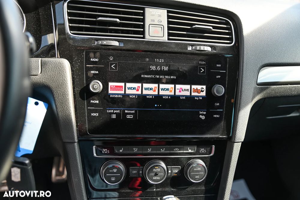 Volkswagen Golf 1.6 TDI DSG Join - 23