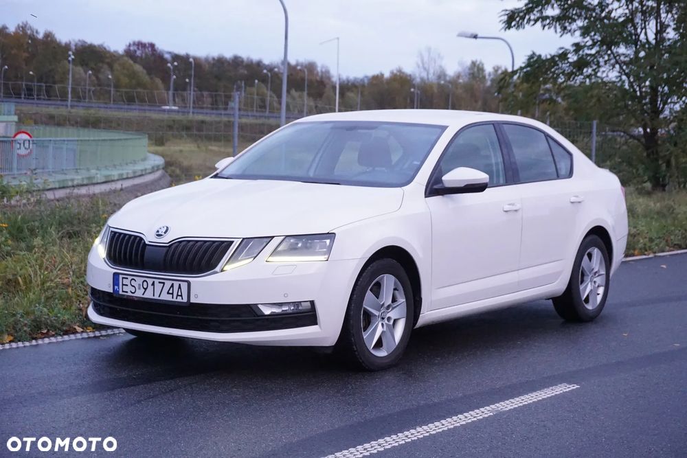 Skoda Octavia 2.0 TSI Ambition DSG - 1