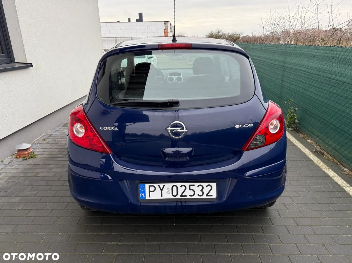 Opel Corsa 1.2 16V Essentia - 10