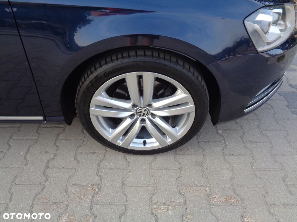 Volkswagen Passat 1.8 TSI Highline - 34