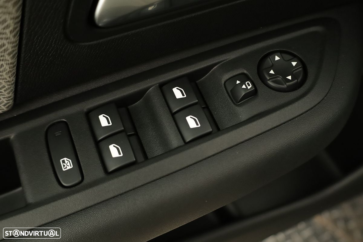 Citroën C4 1.2 PureTech Plus EAT8 - 17