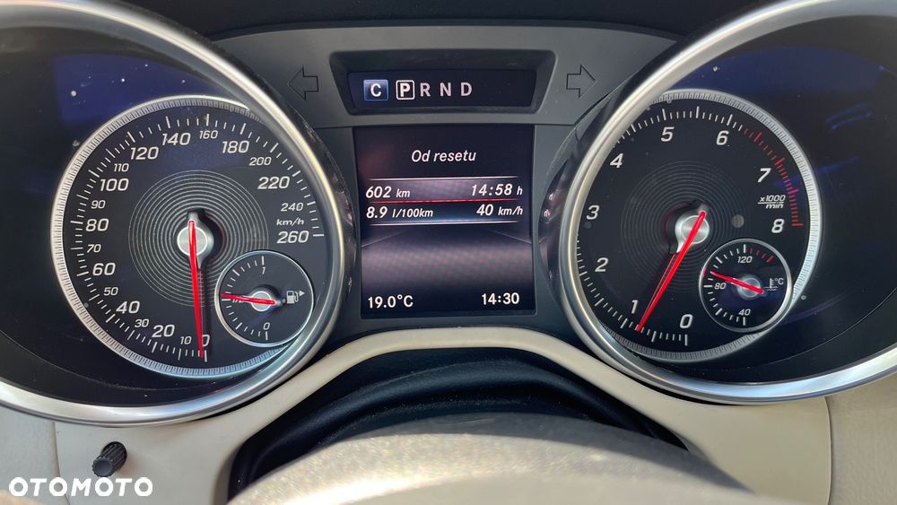 Mercedes-Benz SLC 300 9G-TRONIC Final Edition - 31