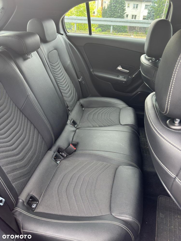 Mercedes-Benz Klasa A 180 d Style 7G-DCT - 8