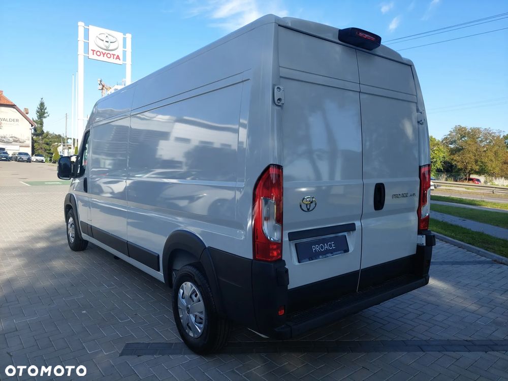 Toyota Proace MAX - 7