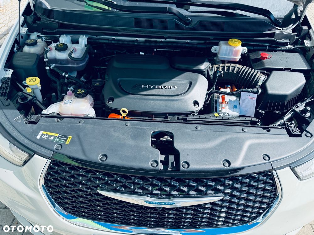 Chrysler Pacifica - 34