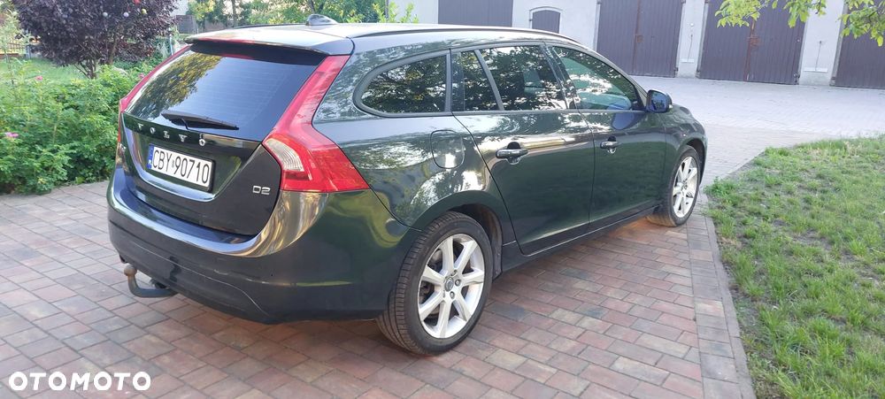Volvo V60 D2 Drive-E Kinetic - 3