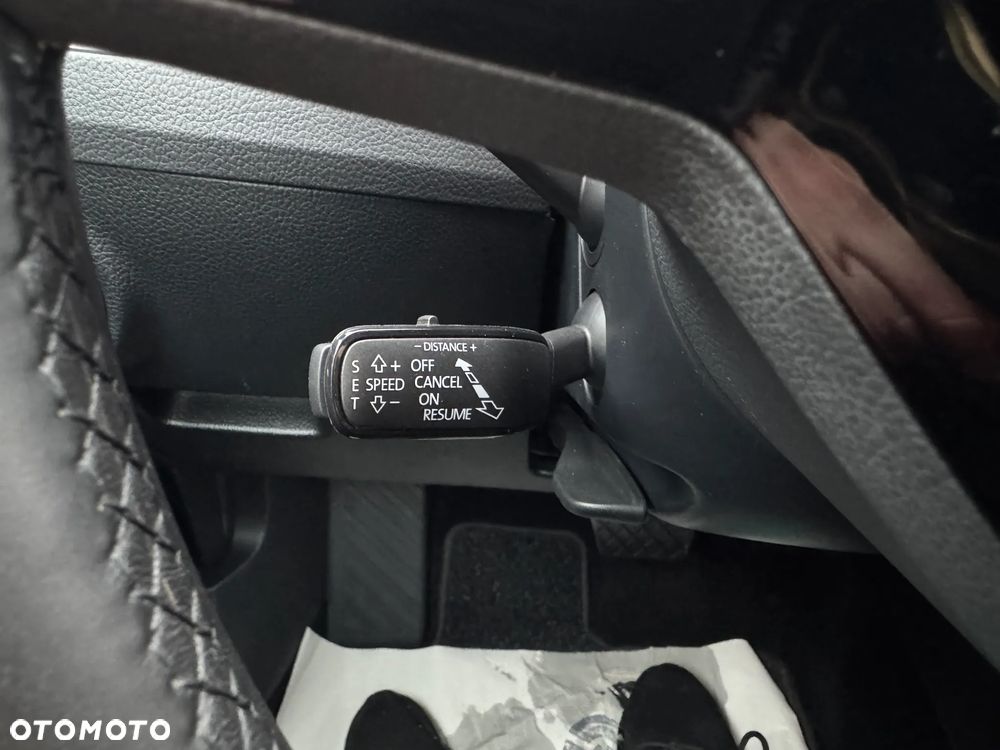 Skoda Superb 2.0 TDI DSG Ambition - 29